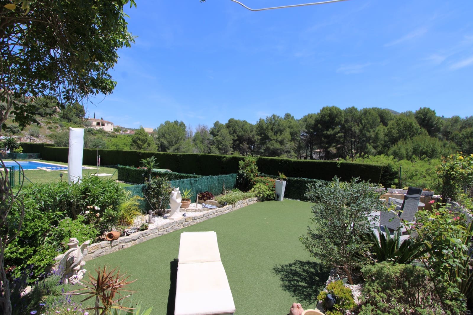 Adosado de 3 habitaciones en Alcalalí / Alcanalí en venta con piscina garaje - 395.000 € (Ref: 10095639)