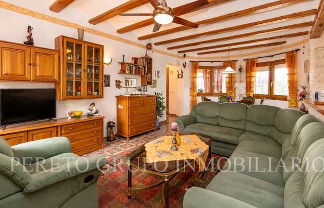 3 slaapkamer Villa te koop in Els Poblets met garage - € 349.000 (Ref: 10101057)