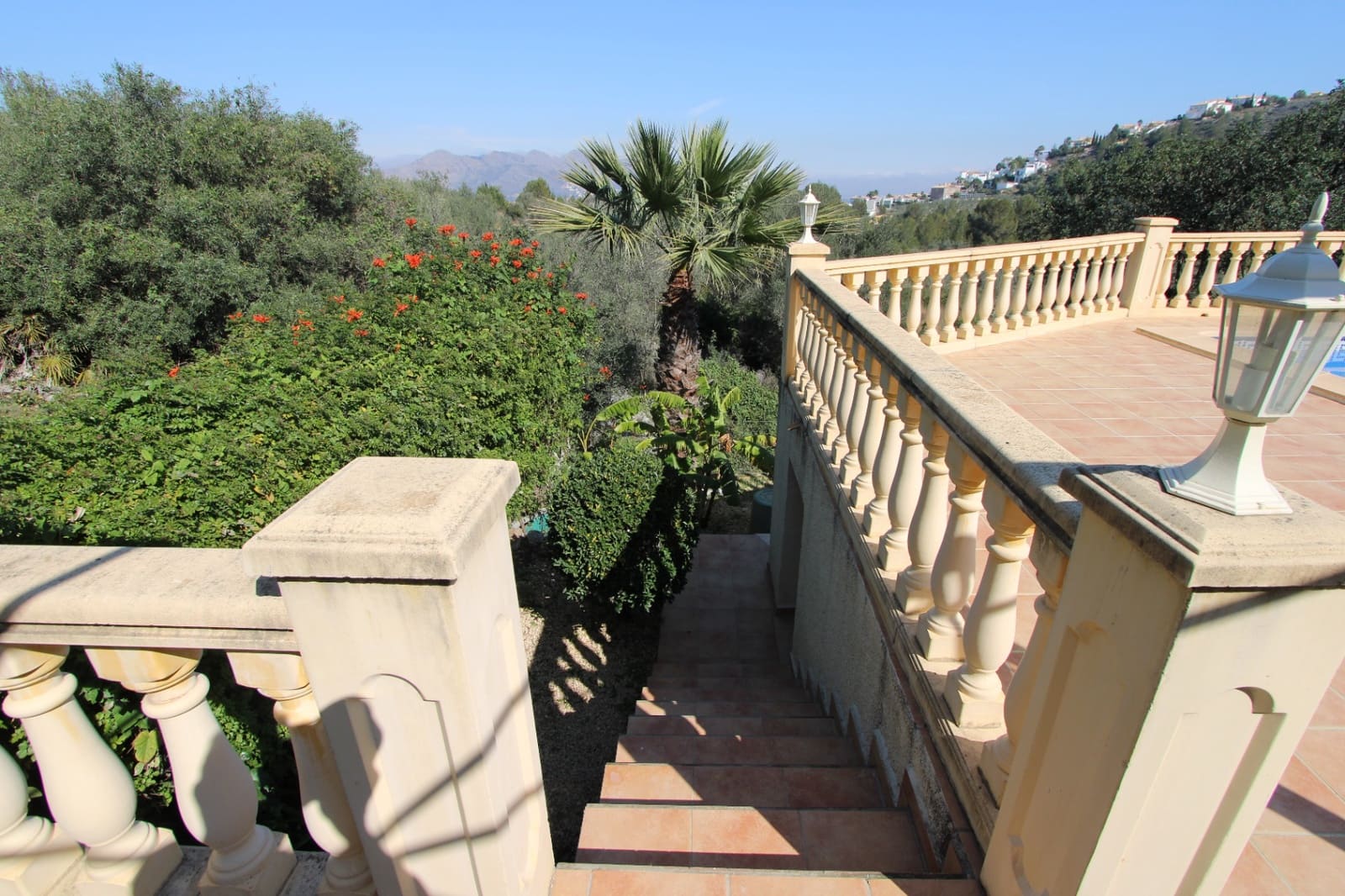 3 chambre Villa/Maison à vendre à Orba avec piscine garage - 425 000 € (Ref: 10102834)
