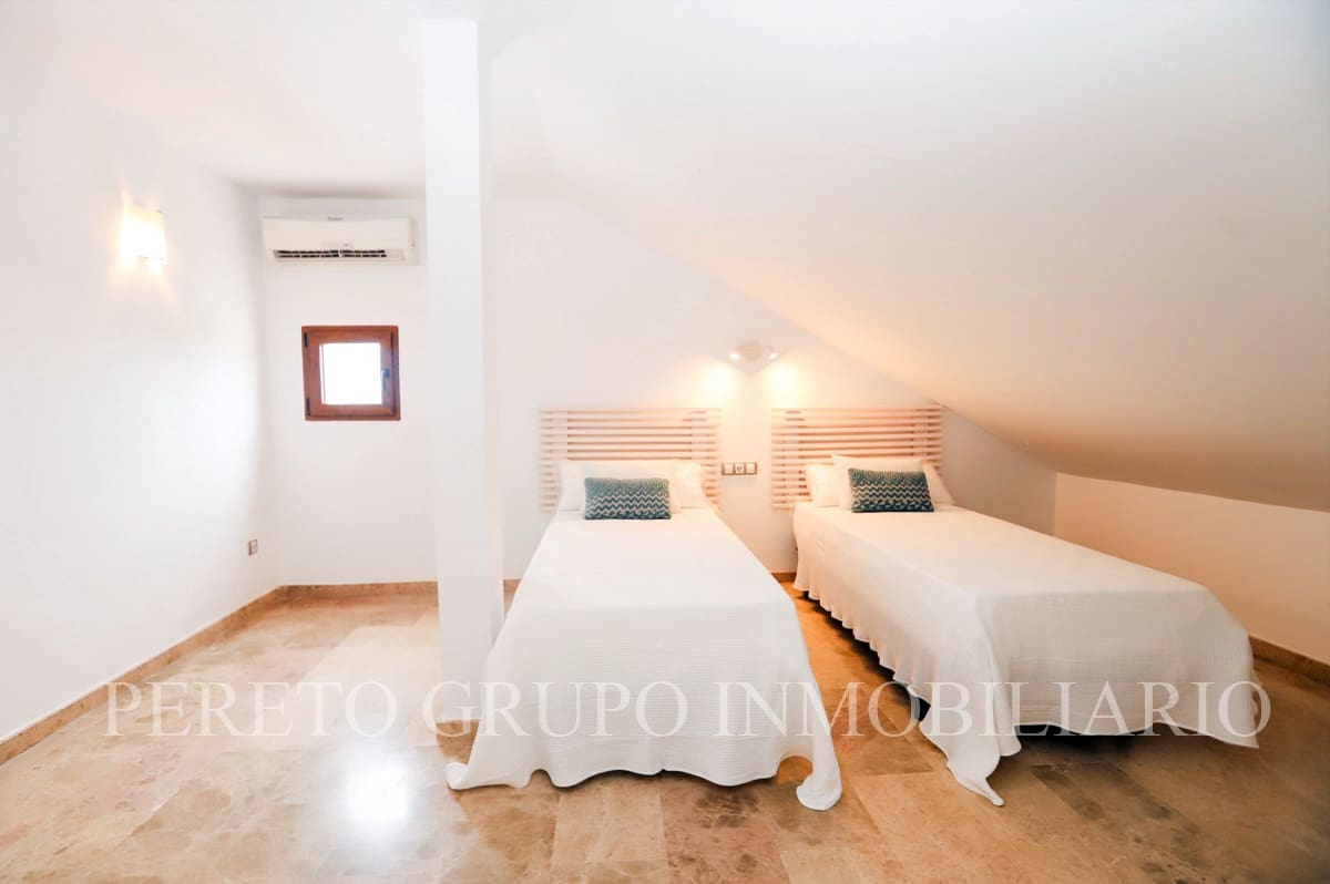 3 sovrum Takvåning till salu i Denia - 570 000 € (Ref: 10103507)