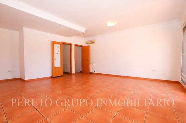 5 quarto Casa em Banda para venda em Dénia com garagem - 490 000 € (Ref: 10111839)