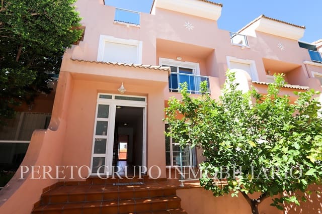 5 quarto Casa em Banda para venda em Dénia com garagem - 490 000 € (Ref: 10111839)