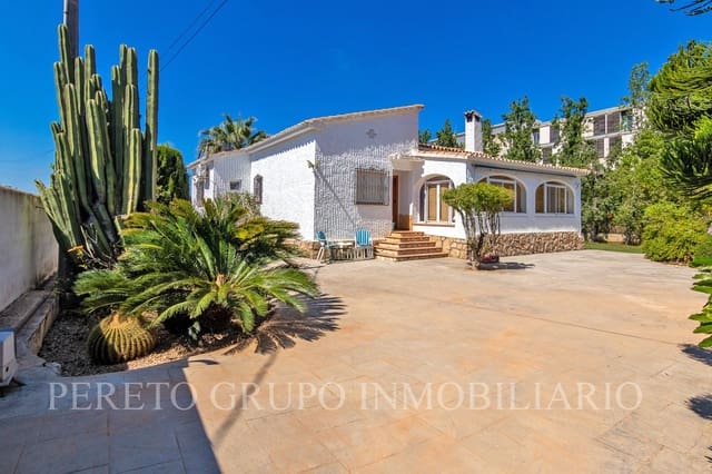 3 sovrum Villa till salu i La Xara, Dénia med garage - 425 000 € (Ref: 10118080)