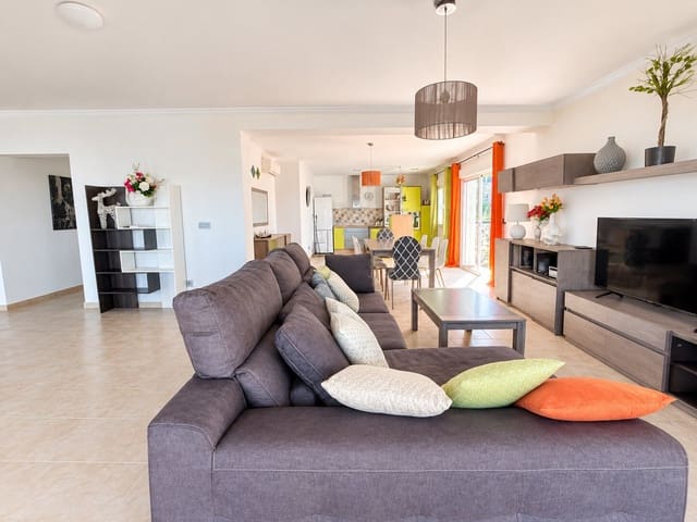 3 sovrum Villa till salu i La Sella med pool garage - 450 000 € (Ref: 10118081)