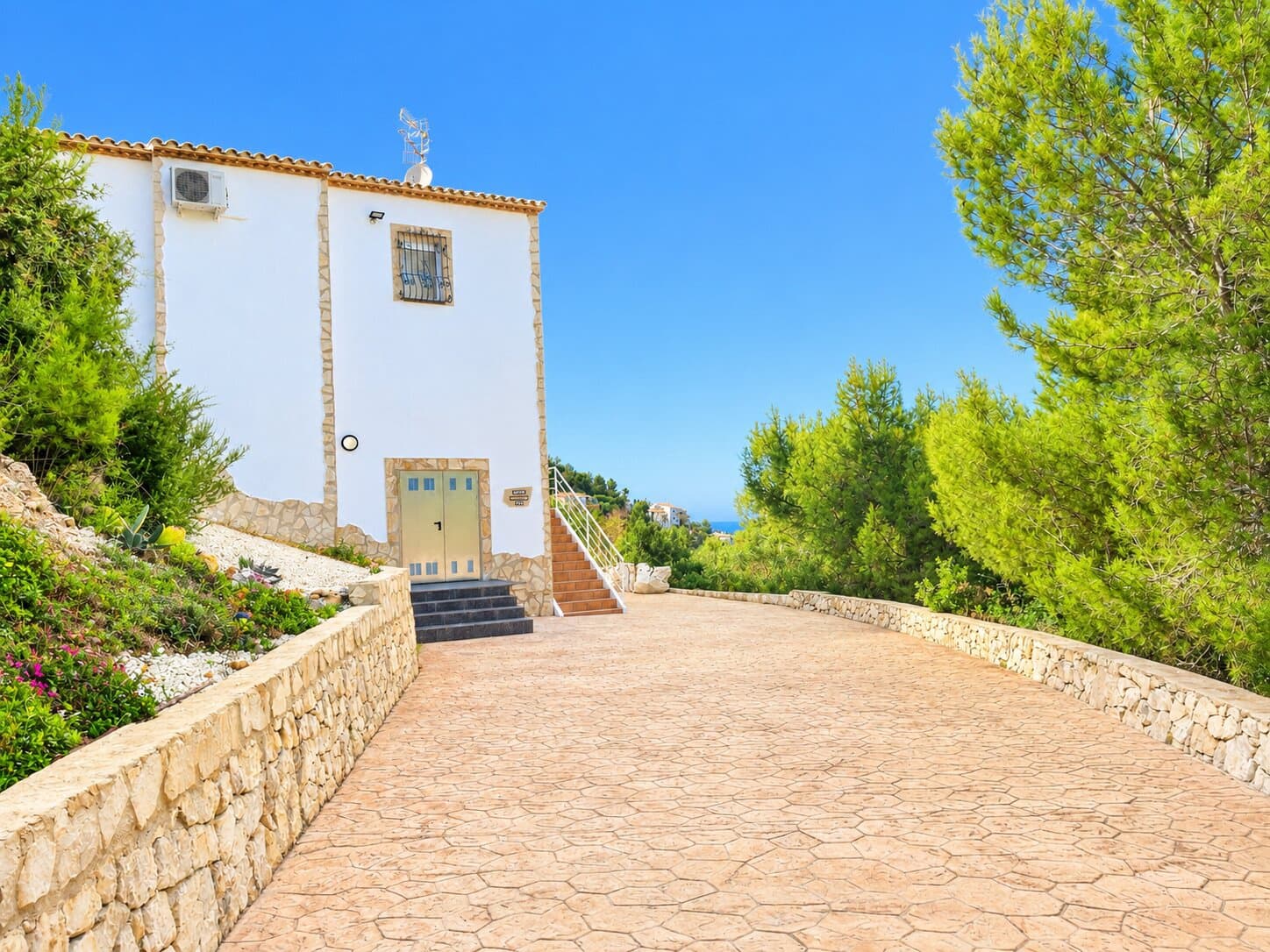 3 sovrum Villa till salu i La Sella med pool garage - 450 000 € (Ref: 10118081)