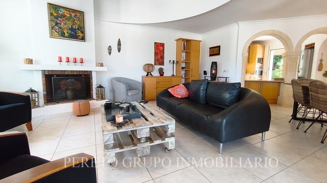 5 sovrum Villa till salu i La Sella med pool garage - 789 000 € (Ref: 10120525)
