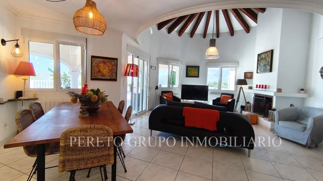 5 sovrum Villa till salu i La Sella med pool garage - 789 000 € (Ref: 10120525)