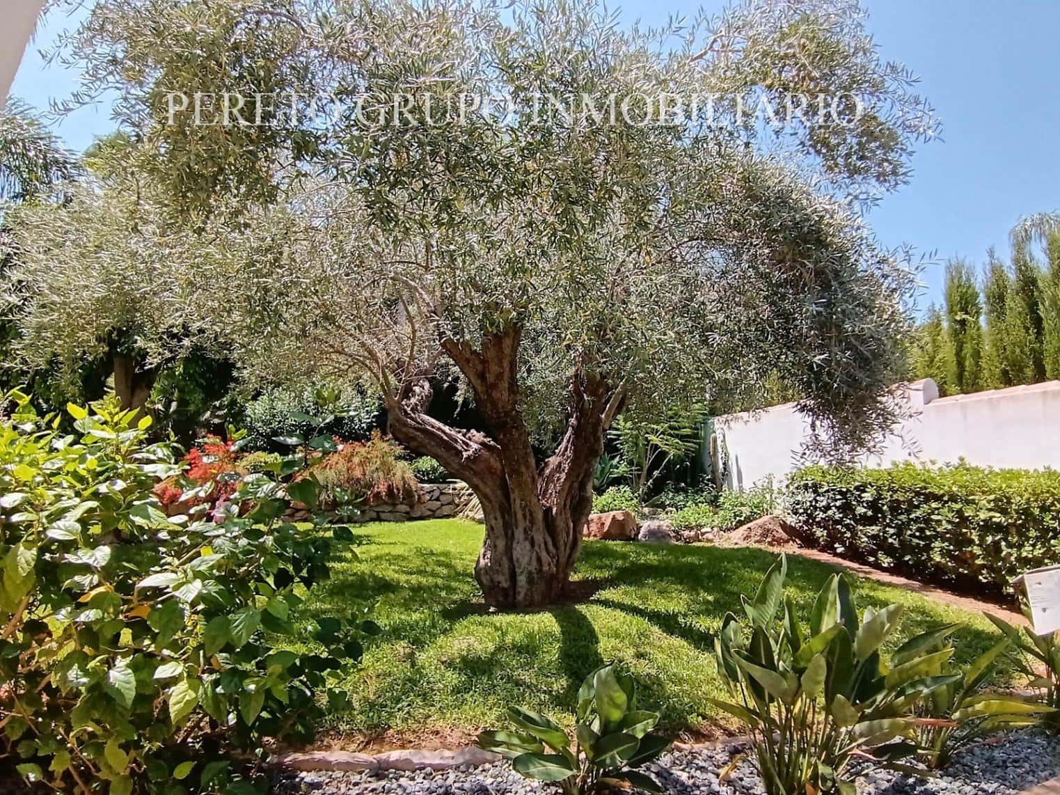 5 sovrum Villa till salu i La Sella med pool garage - 789 000 € (Ref: 10120525)