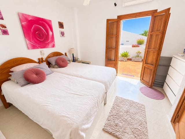2 slaapkamer Rijtjeshuis te koop in La Sella met zwembad - € 239.000 (Ref: 10154306)