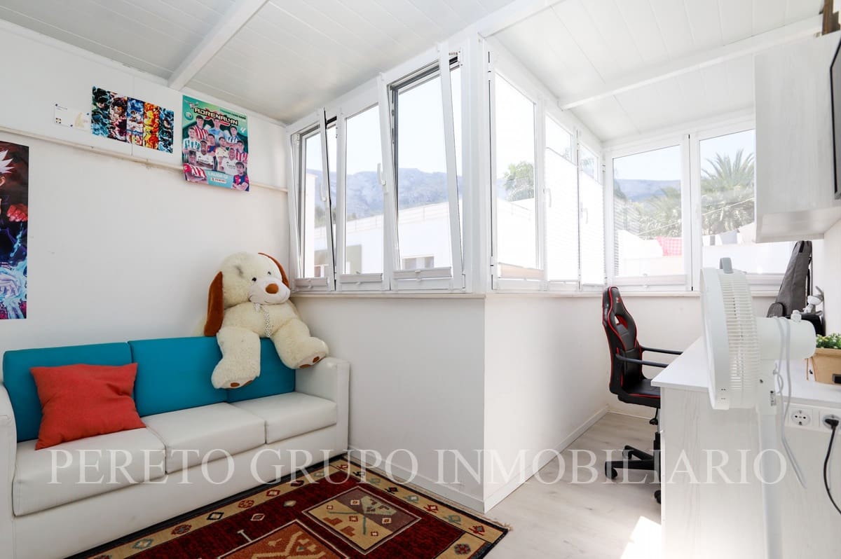 3 soveværelse Byhus til salg i Denia med swimmingpool garage - € 550.000 (Ref: 10172711)