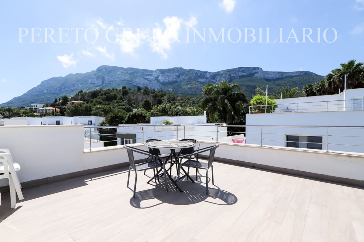 3 soveværelse Byhus til salg i Denia med swimmingpool garage - € 550.000 (Ref: 10172711)
