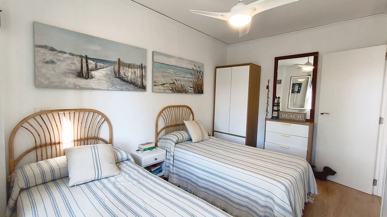 2 soverom Rekkehus til salgs i Denia med svømmebasseng garasje - € 310 000 (Ref: 10183951)
