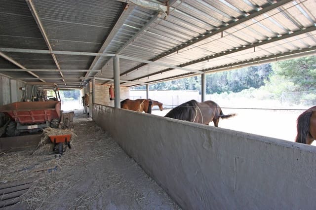 1 bedroom Finca/Country House for sale in Orba with garage - € 195,000 (Ref: 2984090)