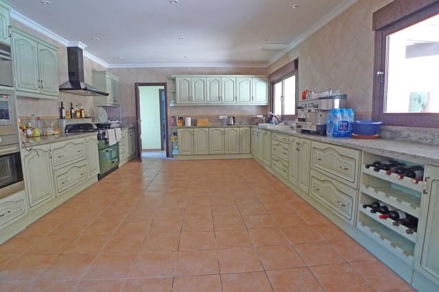 9 bedroom Villa for sale in Llíber with pool garage - € 999,000 (Ref: 3672397)