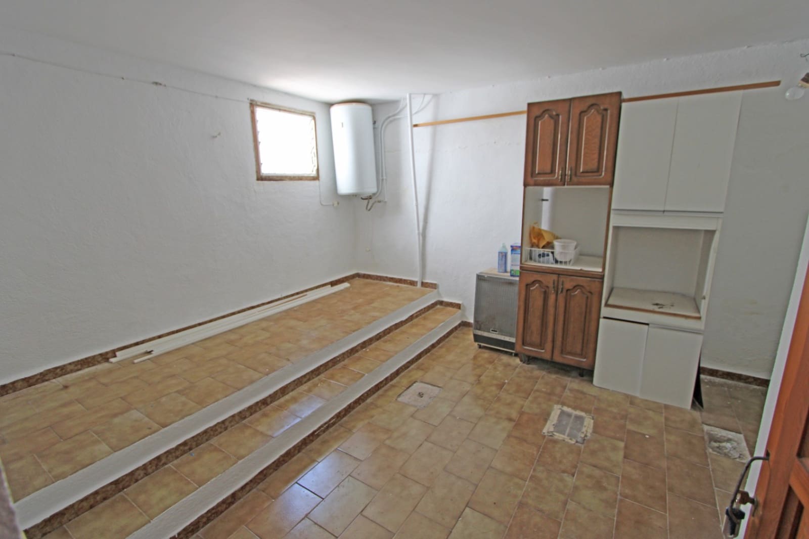 6 sypialnia Willa na sprzedaż w Orba z basenem garażem - 690 000 € (Ref: 4103812)