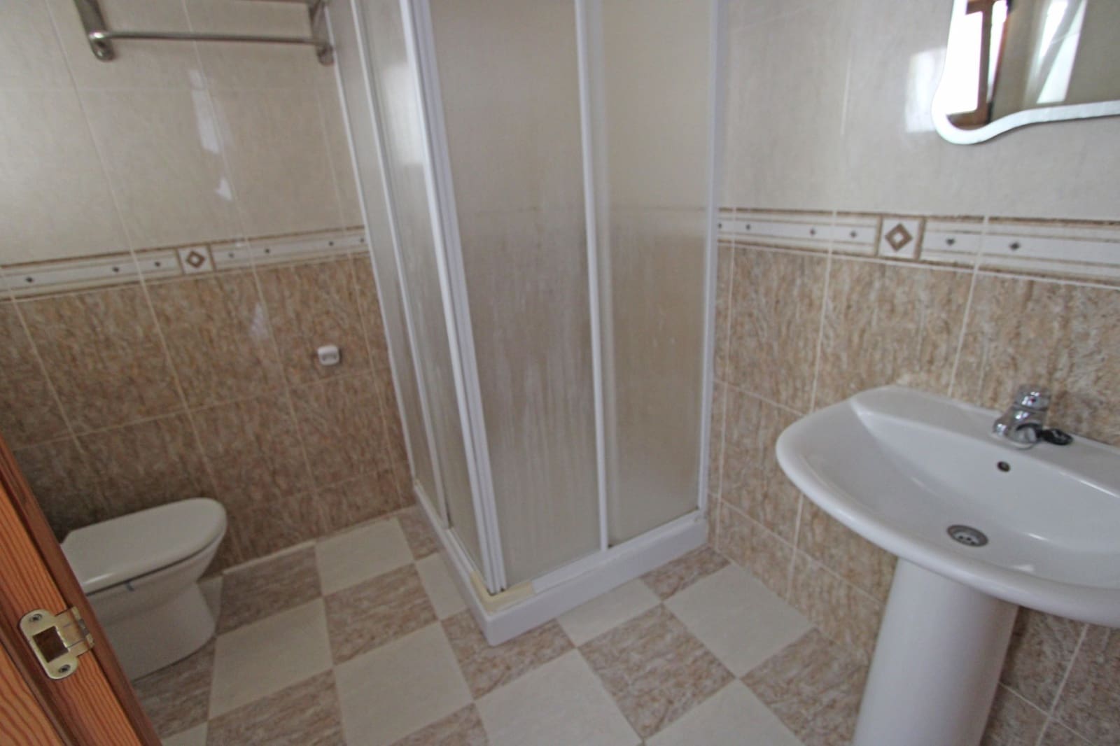 6 sypialnia Willa na sprzedaż w Orba z basenem garażem - 690 000 € (Ref: 4103812)