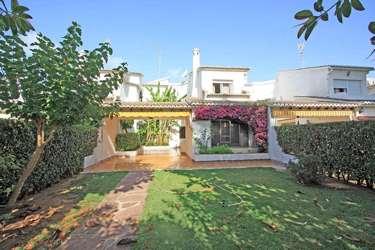 3 soveværelse Rækkehus til salg i Denia med swimmingpool garage - € 420.000 (Ref: 4103818)