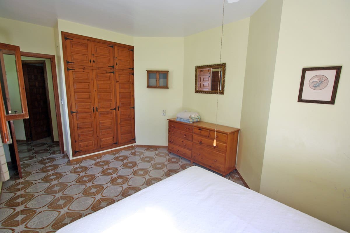 3 soveværelse Rækkehus til salg i Denia med swimmingpool garage - € 420.000 (Ref: 4103818)