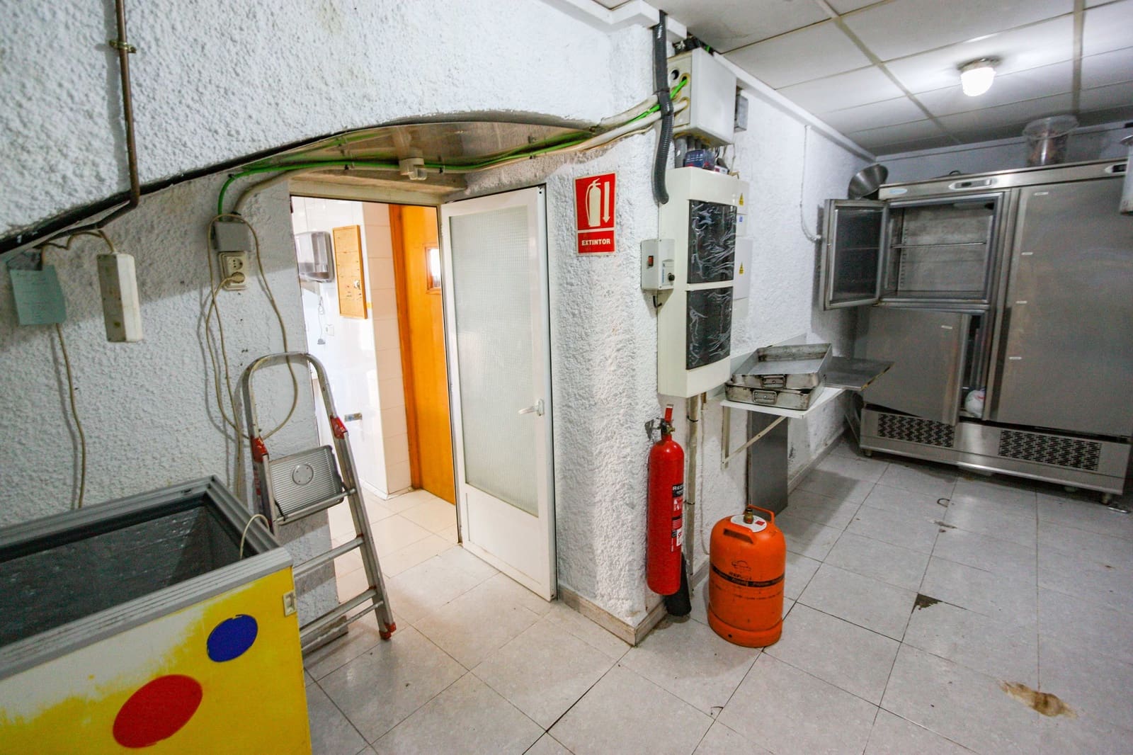 4 soveværelse Erhverv til salg i Orba - € 575.000 (Ref: 5210039)