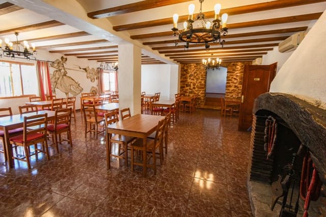 4 camera da letto Commerciale in vendita in Orba - 575.000 € (Rif: 5210039)