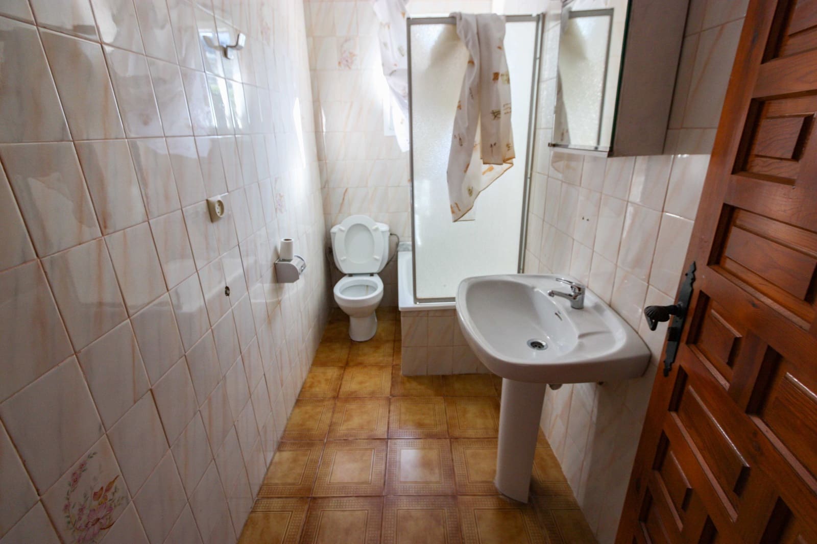 4 soveværelse Erhverv til salg i Orba - € 575.000 (Ref: 5210039)