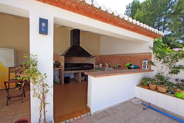 6 bedroom Villa for sale in Las Rotas / Les Rotes, Dénia with pool garage - € 1,060,000 (Ref: 647945)