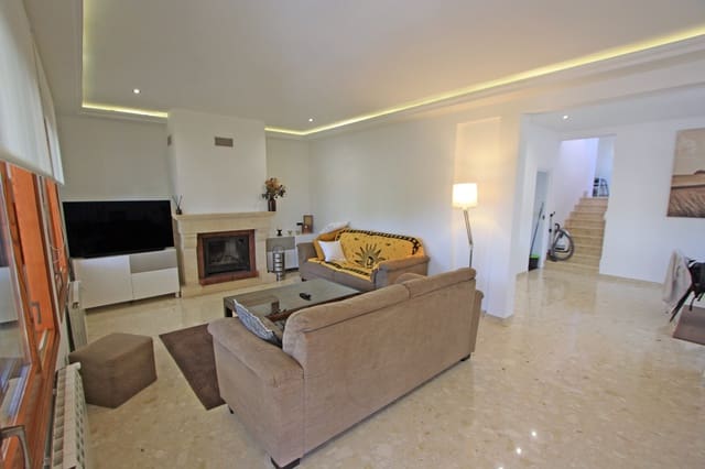 6 bedroom Villa for sale in Las Rotas / Les Rotes, Dénia with pool garage - € 1,060,000 (Ref: 647945)