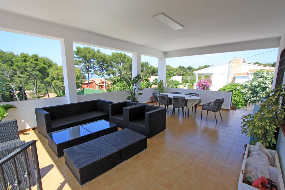 6 camera da letto Villa in vendita in Denia con piscina garage - 1.060.000 € (Rif: 647945)