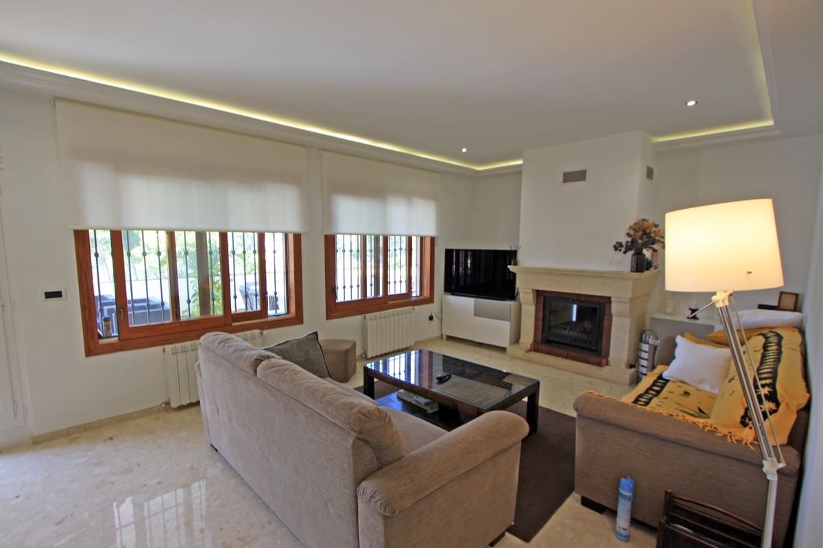 6 camera da letto Villa in vendita in Denia con piscina garage - 1.060.000 € (Rif: 647945)