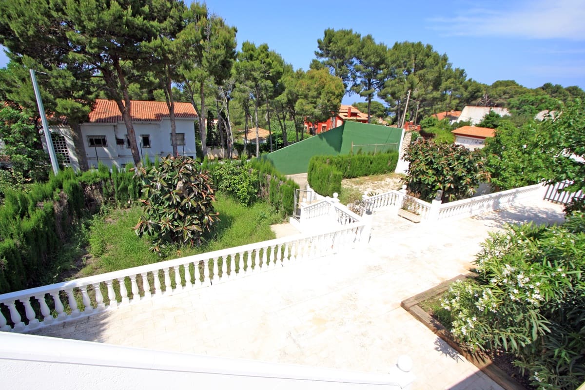 6 camera da letto Villa in vendita in Denia con piscina garage - 1.060.000 € (Rif: 647945)