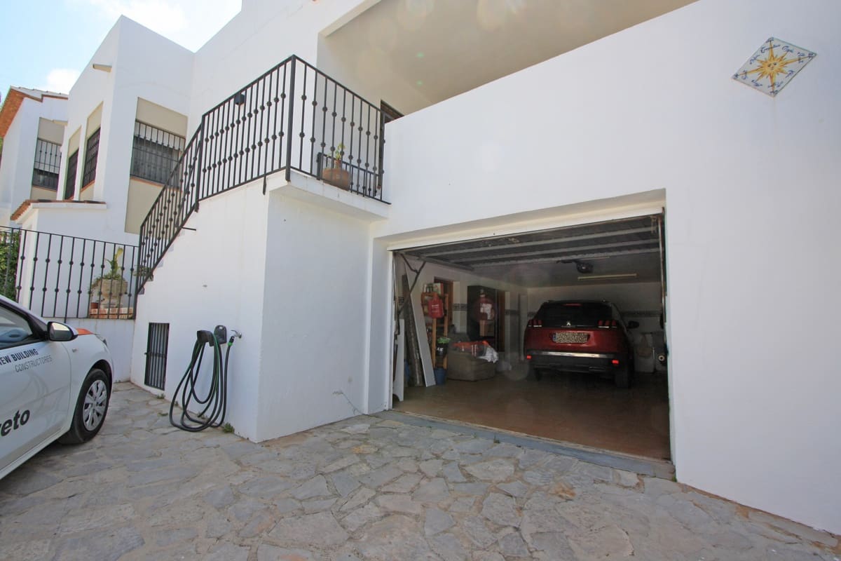 6 camera da letto Villa in vendita in Denia con piscina garage - 1.060.000 € (Rif: 647945)