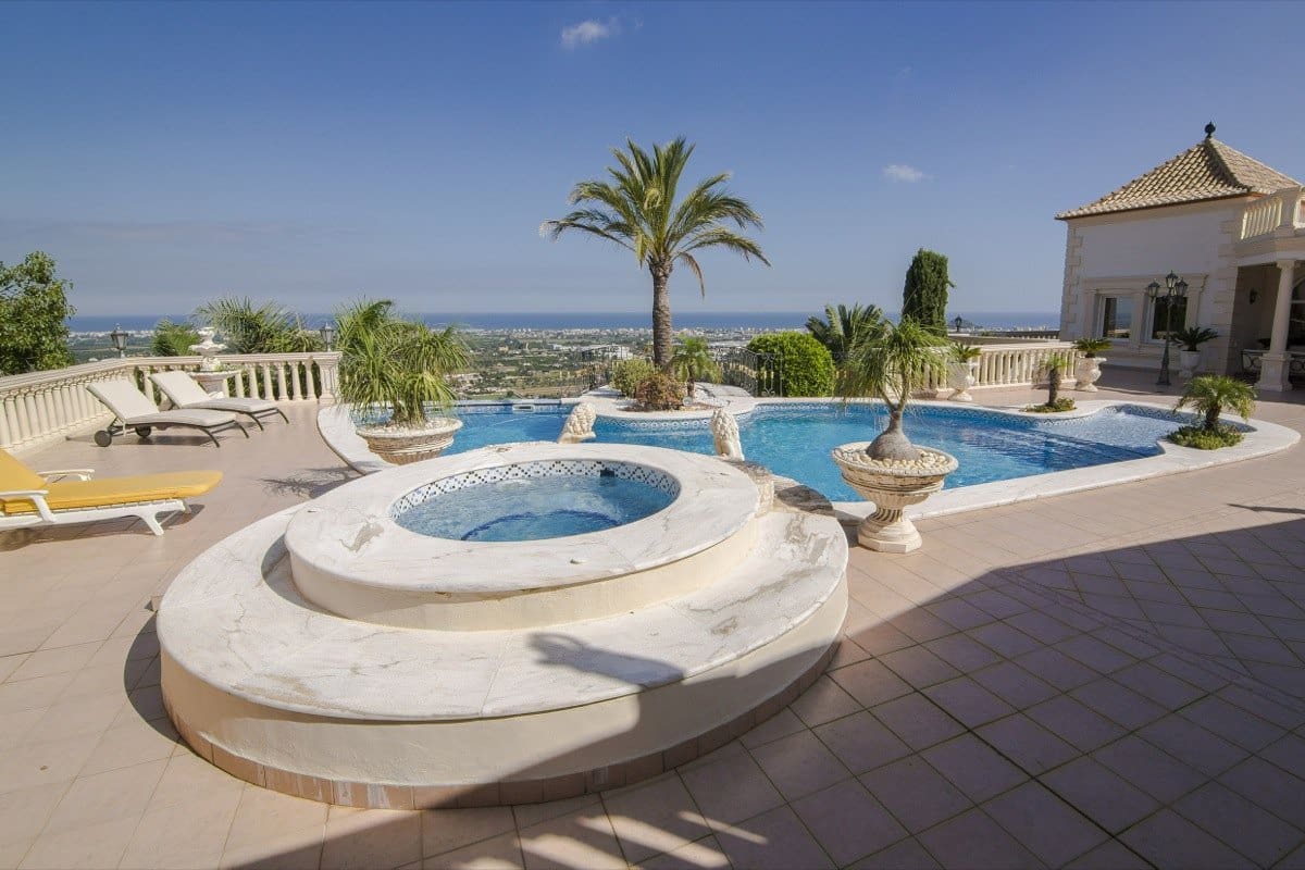 3 camera da letto Villa in vendita in Denia con piscina garage - 1.850.000 € (Rif: 6943968)