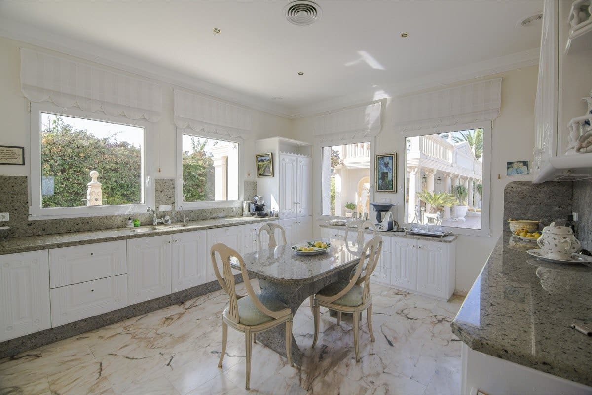 3 camera da letto Villa in vendita in Denia con piscina garage - 1.850.000 € (Rif: 6943968)