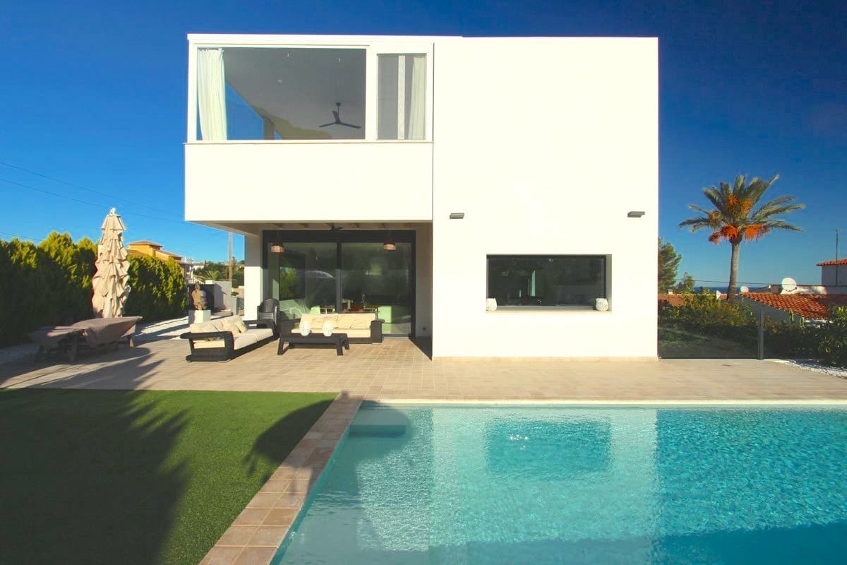 5 slaapkamer Villa te koop in Denia met zwembad garage - € 1.150.000 (Ref: 6943969)