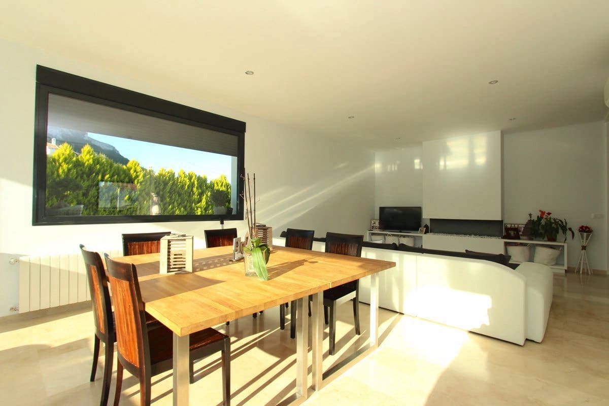 5 slaapkamer Villa te koop in Denia met zwembad garage - € 1.150.000 (Ref: 6943969)