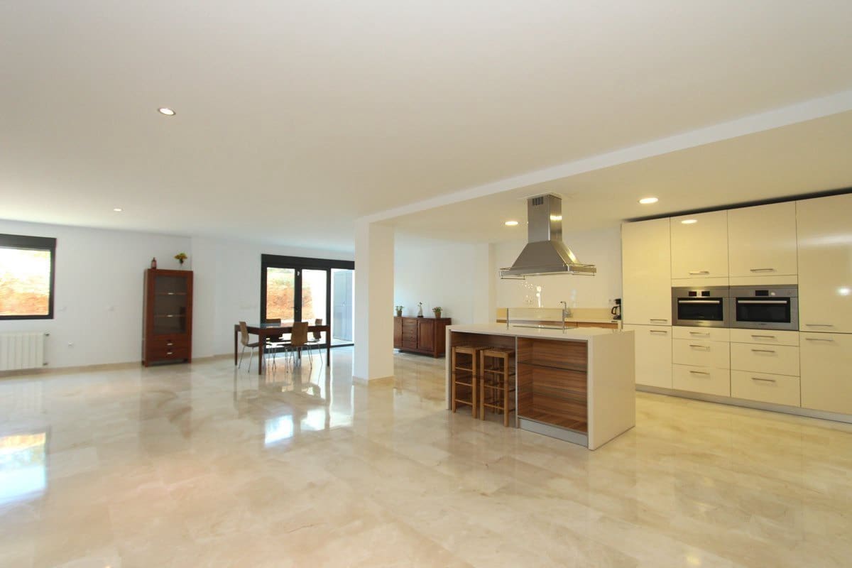 5 slaapkamer Villa te koop in Denia met zwembad garage - € 1.150.000 (Ref: 6943969)