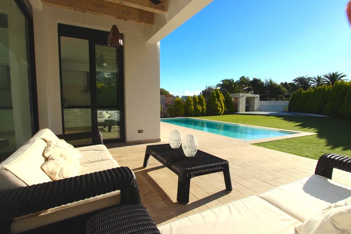 5 slaapkamer Villa te koop in Denia met zwembad garage - € 1.150.000 (Ref: 6943969)