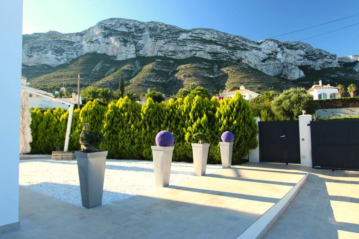 5 slaapkamer Villa te koop in Denia met zwembad garage - € 1.150.000 (Ref: 6943969)