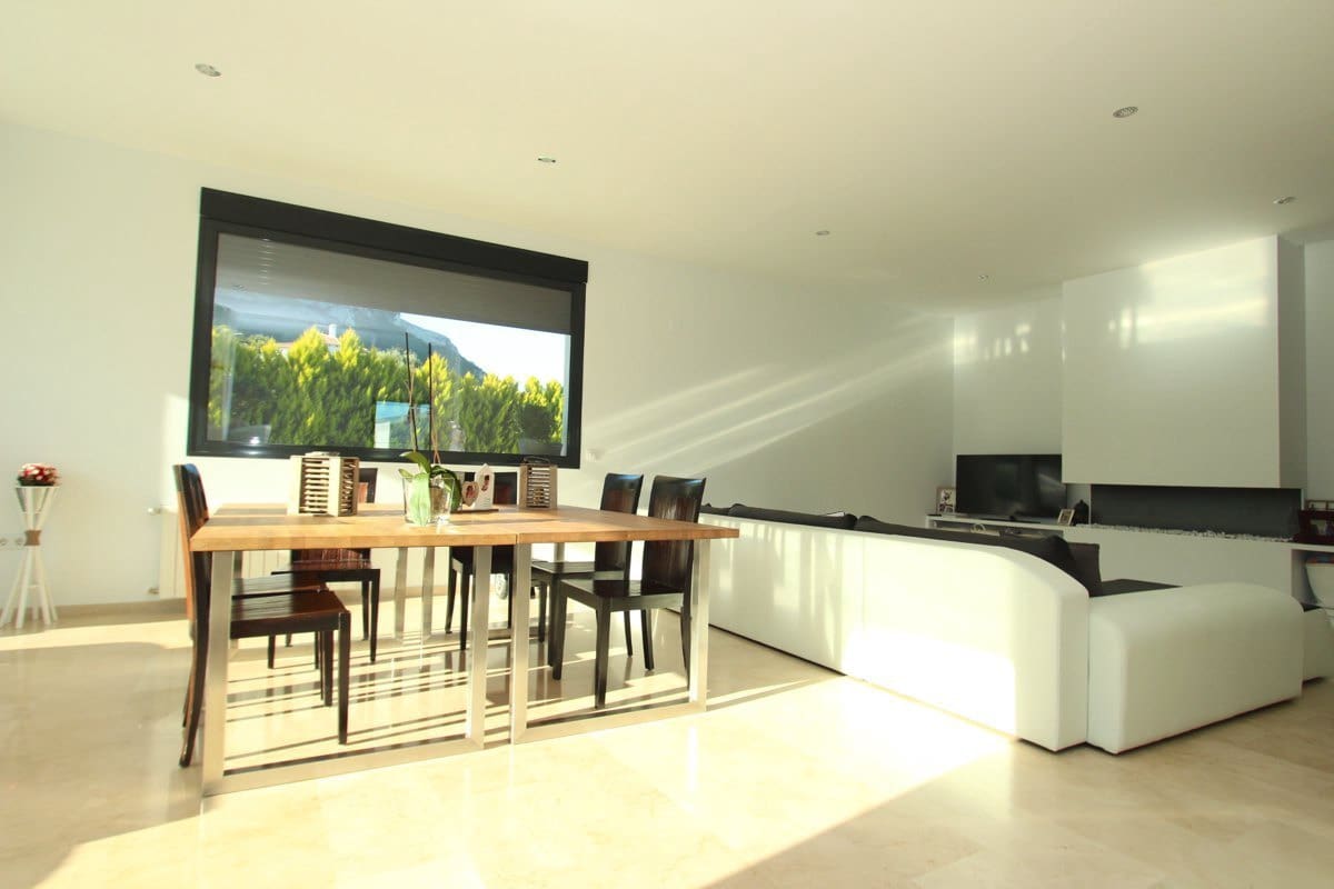 5 slaapkamer Villa te koop in Denia met zwembad garage - € 1.150.000 (Ref: 6943969)