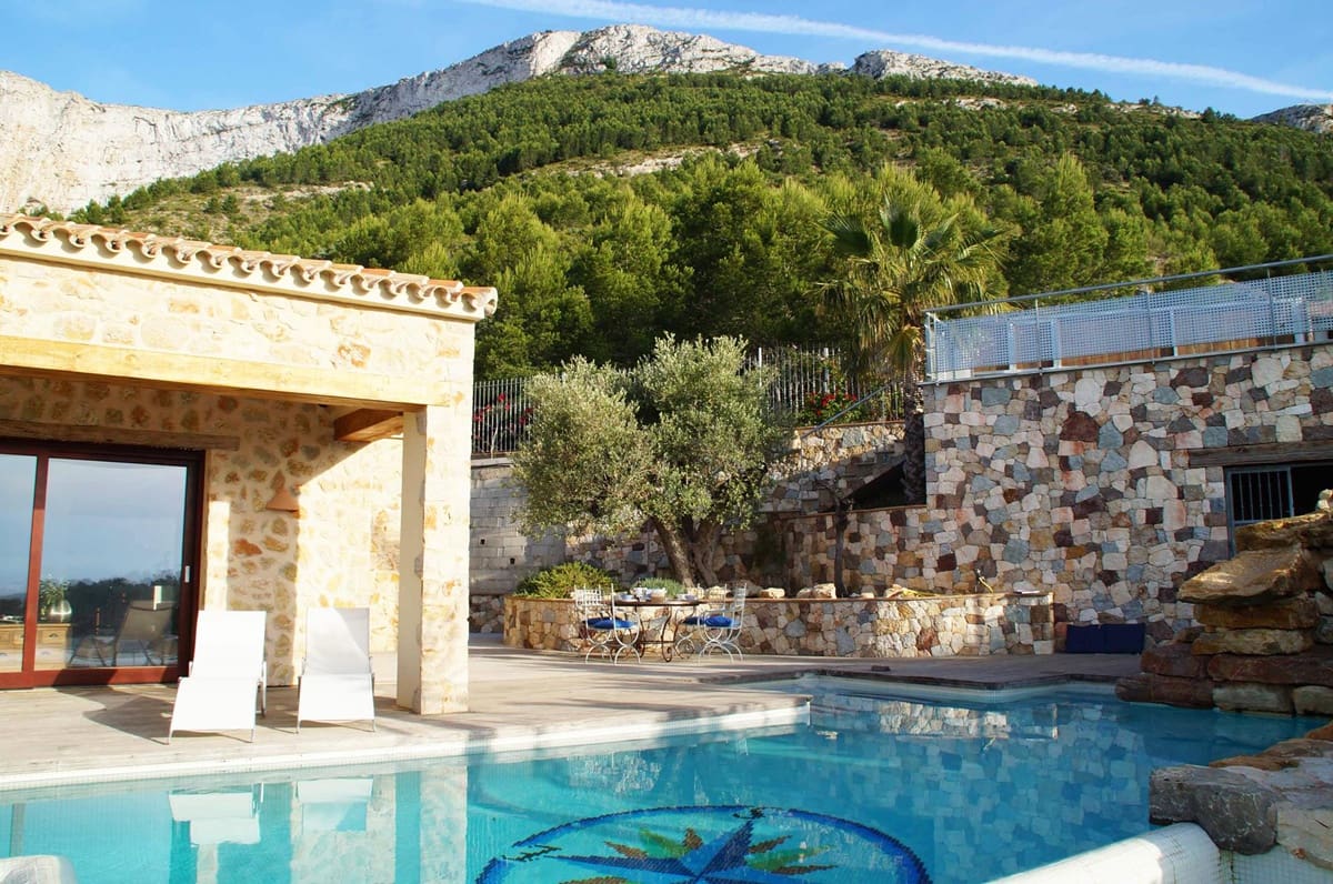 4 makuuhuone Huvila myytävänä paikassa Denia mukana uima-altaan 
autotalli - 1 325 000 € (Ref: 6960730)