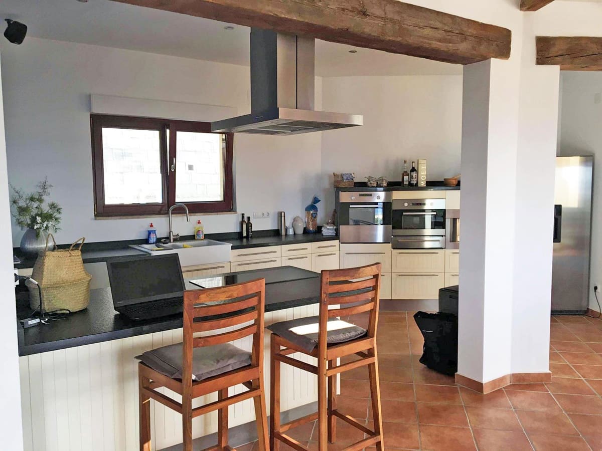 4 makuuhuone Huvila myytävänä paikassa Denia mukana uima-altaan 
autotalli - 1 325 000 € (Ref: 6960730)