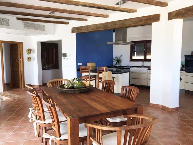 4 soveværelse Villa til salg i El Montgó, Dénia med swimmingpool garage - € 1.325.000 (Ref: 6960730)