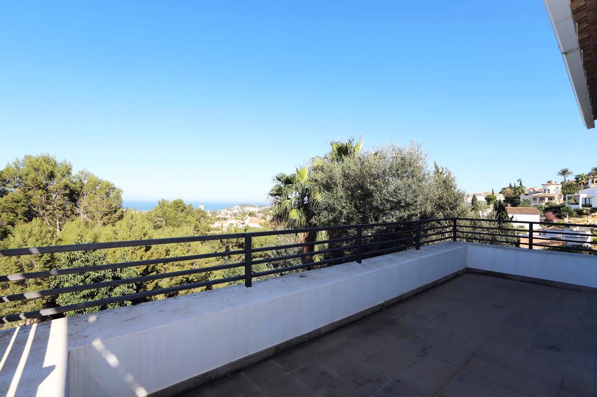 6 Zimmer Villa zu verkaufen in Denia mit Pool Garage - 1.050.000 € (Ref: 7035633)