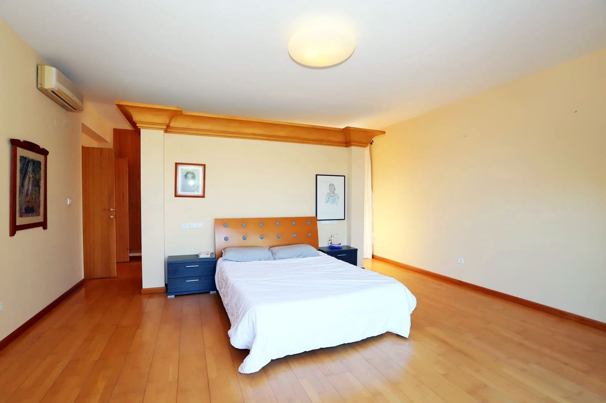 6 Zimmer Villa zu verkaufen in Denia mit Pool Garage - 1.050.000 € (Ref: 7035633)