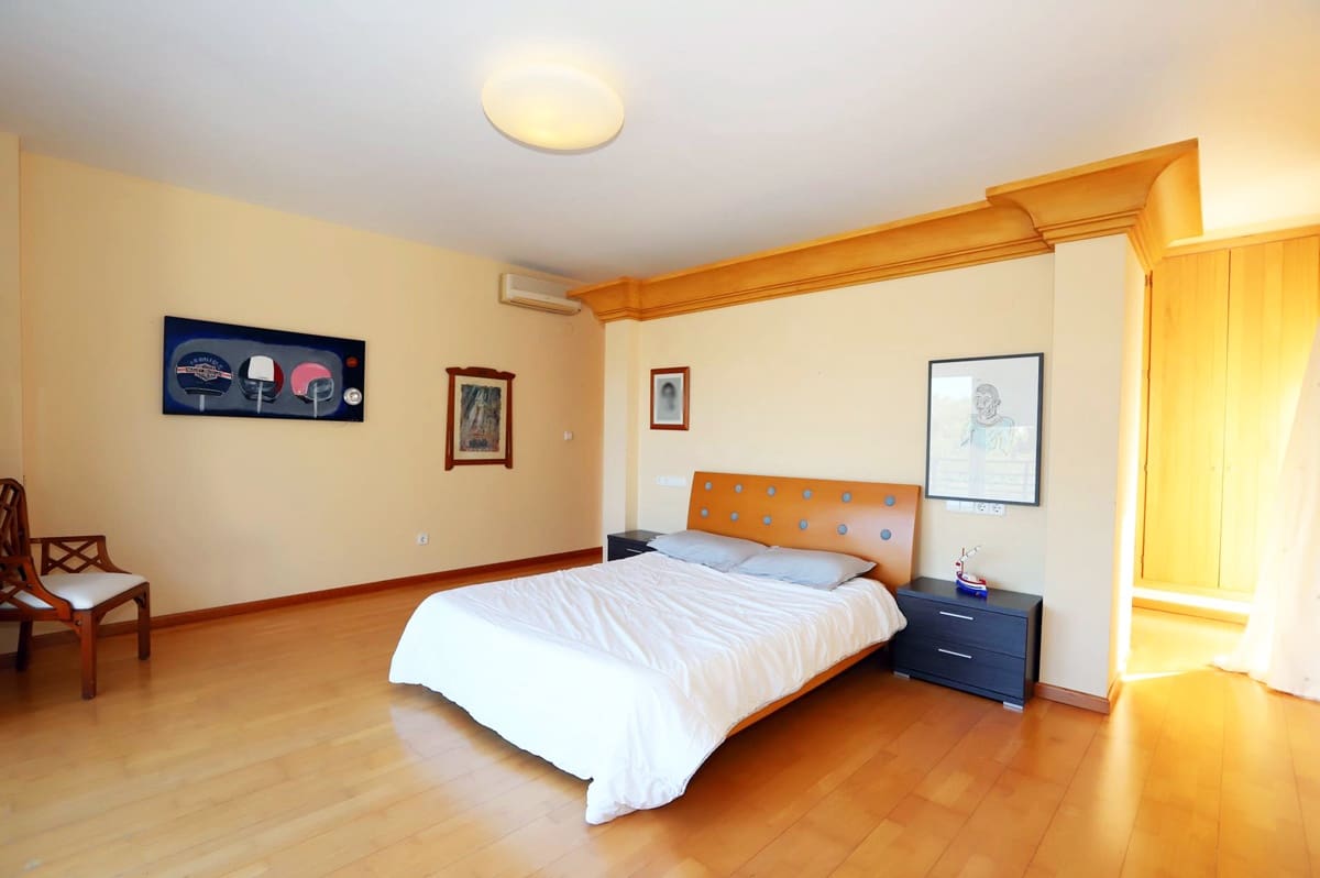 6 Zimmer Villa zu verkaufen in Denia mit Pool Garage - 1.050.000 € (Ref: 7035633)