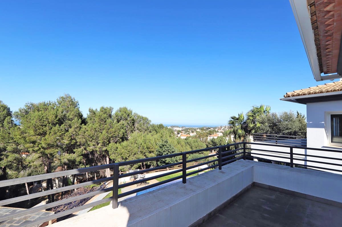 6 Zimmer Villa zu verkaufen in Denia mit Pool Garage - 1.050.000 € (Ref: 7035633)