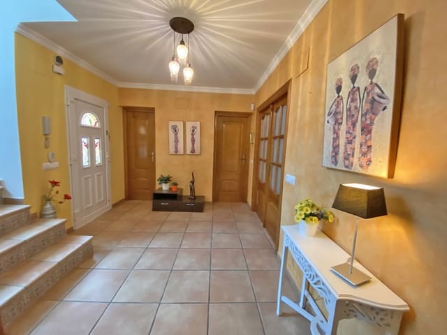 6 soveværelse Villa til salg i El Montgó, Dénia med swimmingpool garage - € 680.000 (Ref: 7229513)