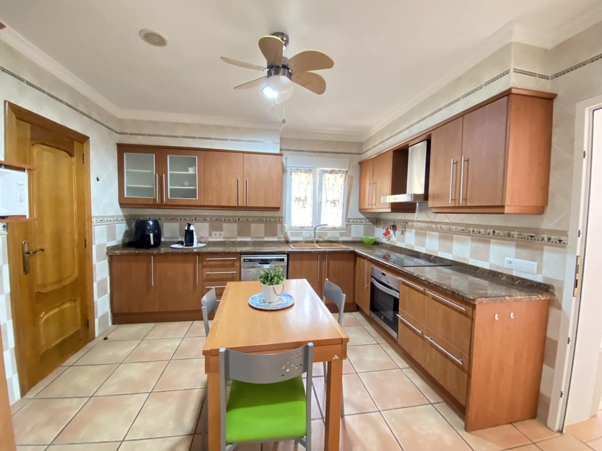 6 soveværelse Villa til salg i Denia med swimmingpool garage - € 680.000 (Ref: 7229513)