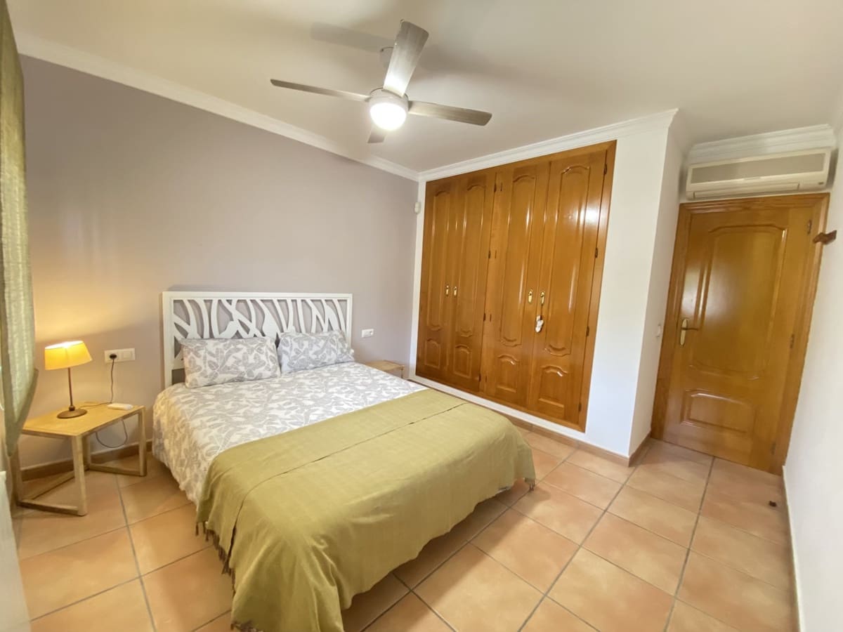 6 soveværelse Villa til salg i Denia med swimmingpool garage - € 680.000 (Ref: 7229513)