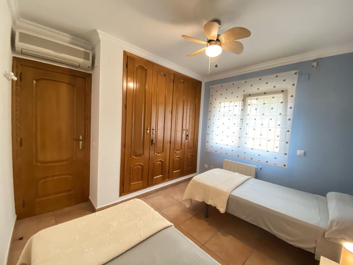 6 soveværelse Villa til salg i Denia med swimmingpool garage - € 680.000 (Ref: 7229513)